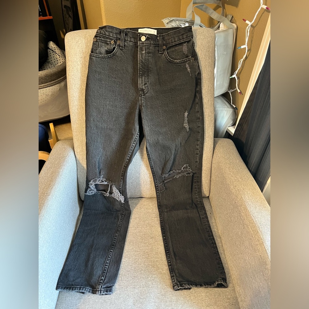 Abercrombie & Fitch 90’s Straight Distressed Black Jeans